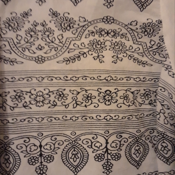 Chico's women's black-white tapestry design embroidery button down shirt… - Picture 3 of 13
